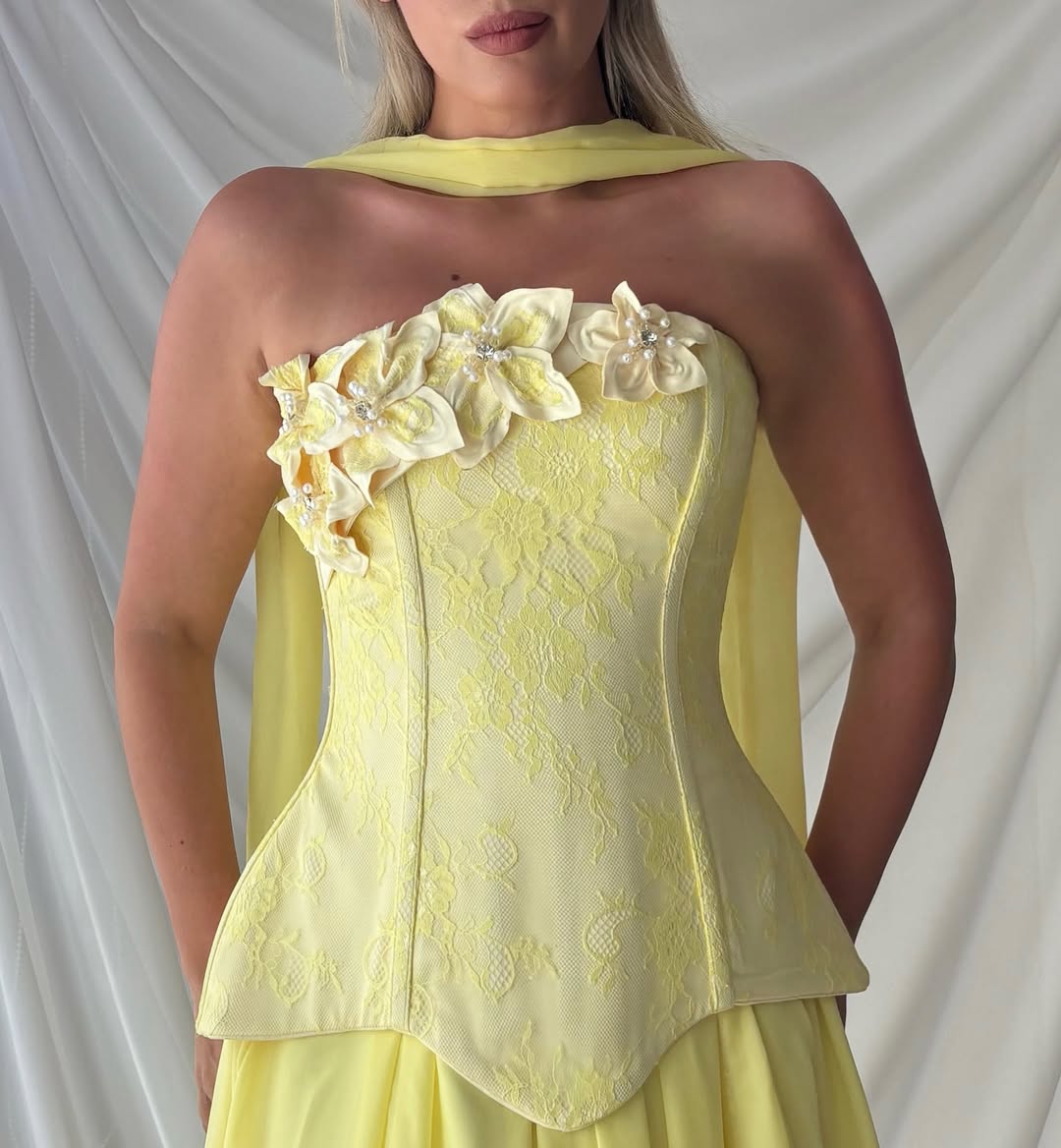 Miabel Elegant Yellow Strapless Sleeveless Square Evening Dress With Handmade Flower