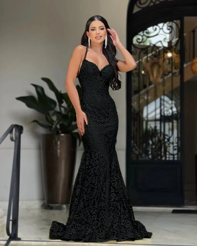 V-Neck Spaghetti Straps Sleeveless High-Waisted Long Mermaid Prom Dress With Beadings