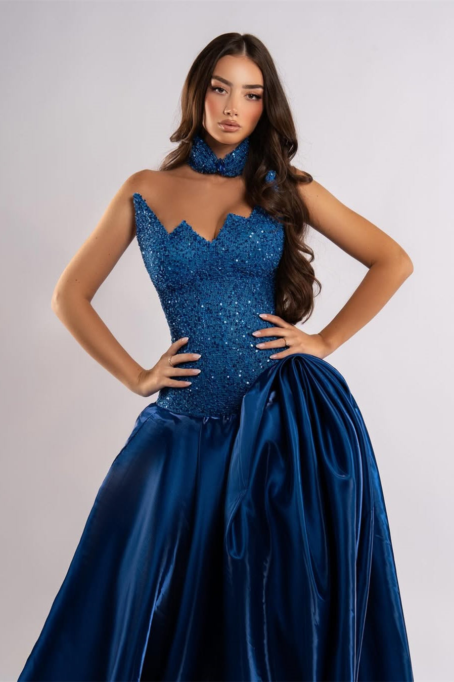 Luxury Royal Blue Strapless Sleeveless Satin Prom Dress A-Line Sequins With High Split