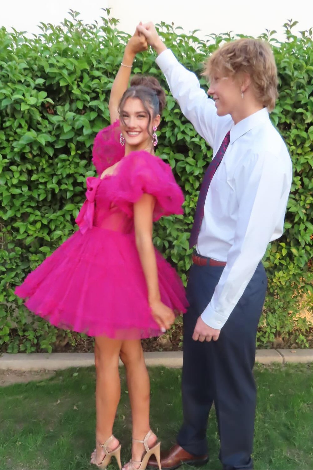 Ruffled Tulle Puff Sleeve Sweetheart Mini Dress
