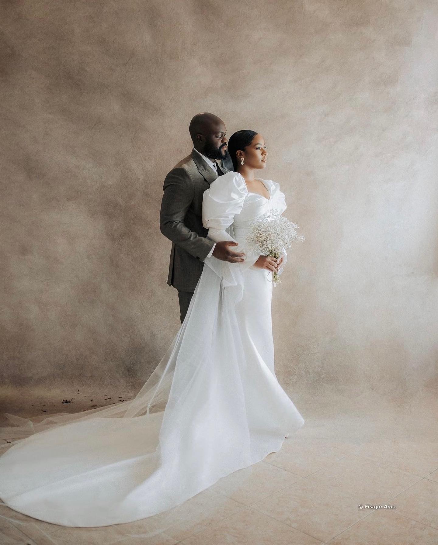 Sweetheart Mermaid Wedding Dress with Puff Long Sleeves