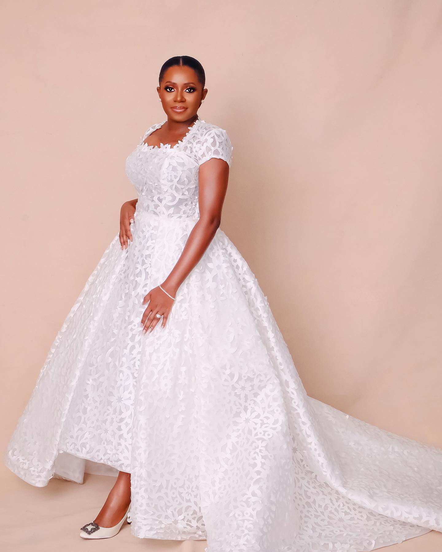 High-Low Lace A-Line Wedding Dress with Cap Sleeves