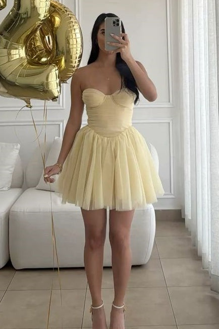 Strapless Sweetheart Ruched Tulle Mini Dress