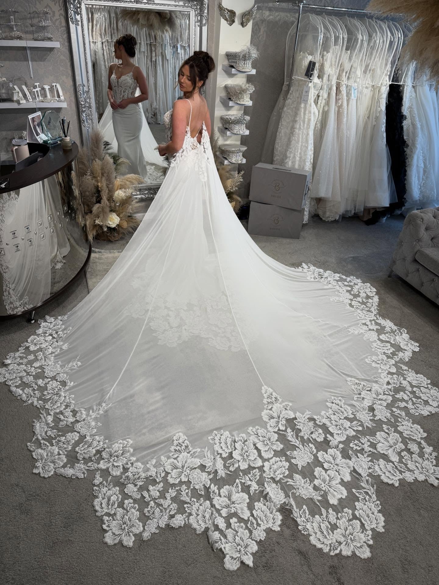 Lace Corset Mermaid Wedding Dress with Chapel Train