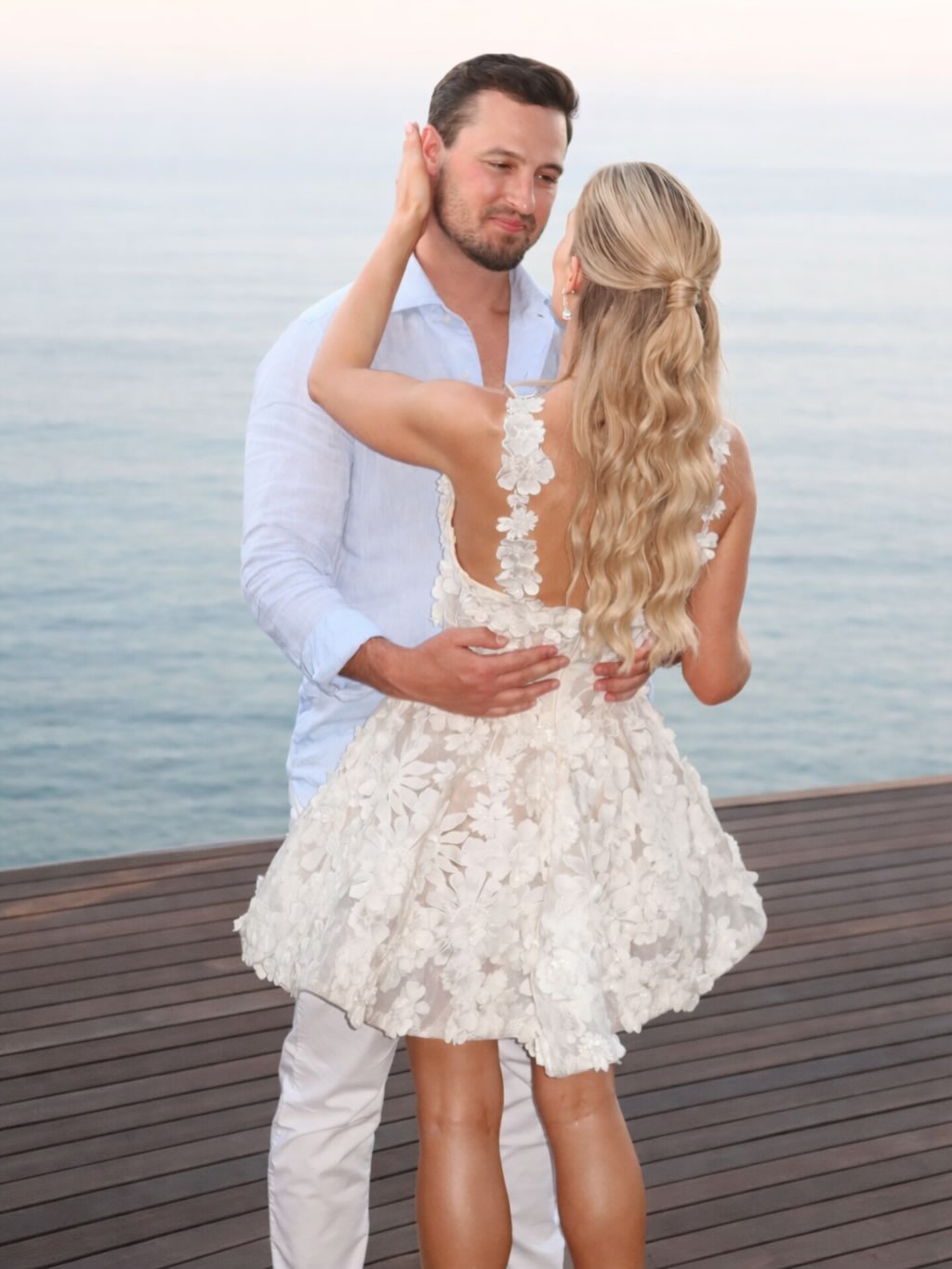 Spaghetti Straps Square Neck Sleeveless Flowers A-Line Short Mini Wedding Dress
