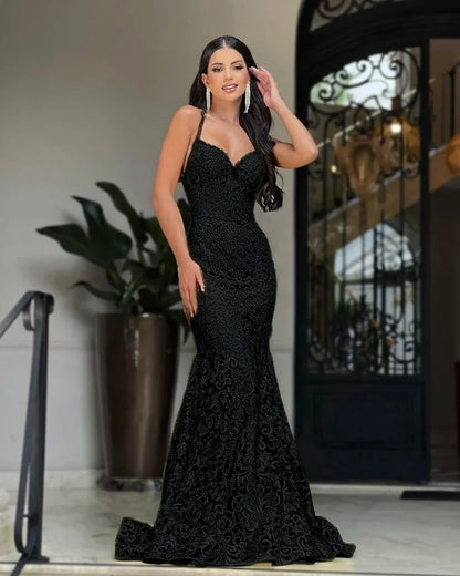 V-Neck Spaghetti Straps Sleeveless High-Waisted Long Mermaid Prom Dress With Beadings