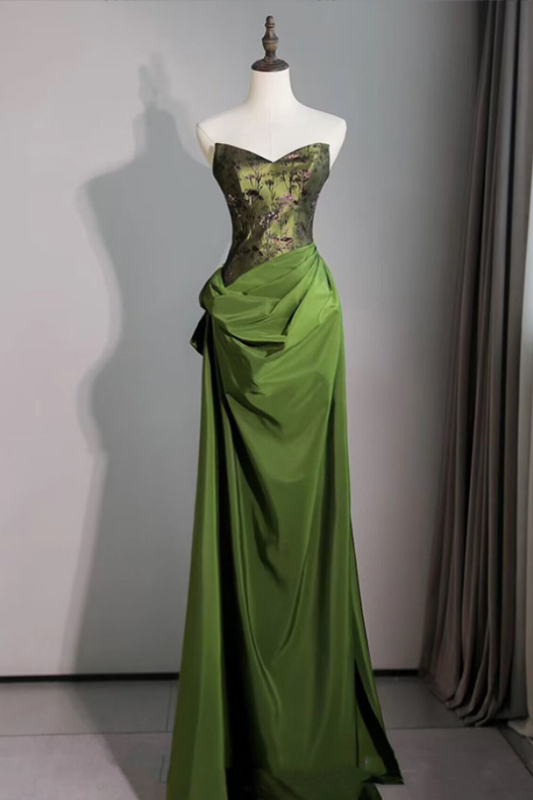 Spaghetti Strap Sleeveless Long Mermaid Prom Dress With Pleated