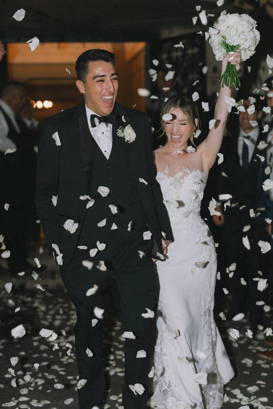 Elegant Mermaid Sweetheart White Wedding Dress with Appliques