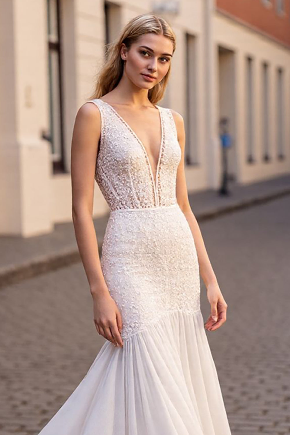 V-Neck Sleeveless Mermaid Chiffon Wedding Dress Backless With Appliques On Sale