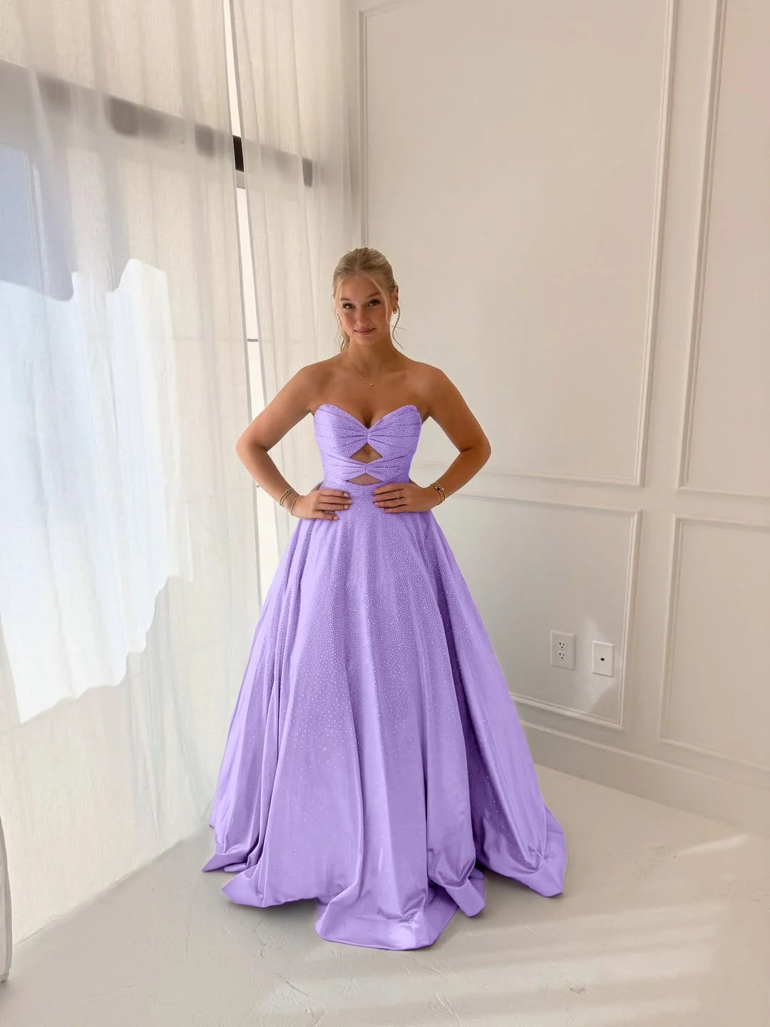 Satin V-Neck Strapless Sleeveless Long A-Line Prom Dress With Pleated And Rhinstone