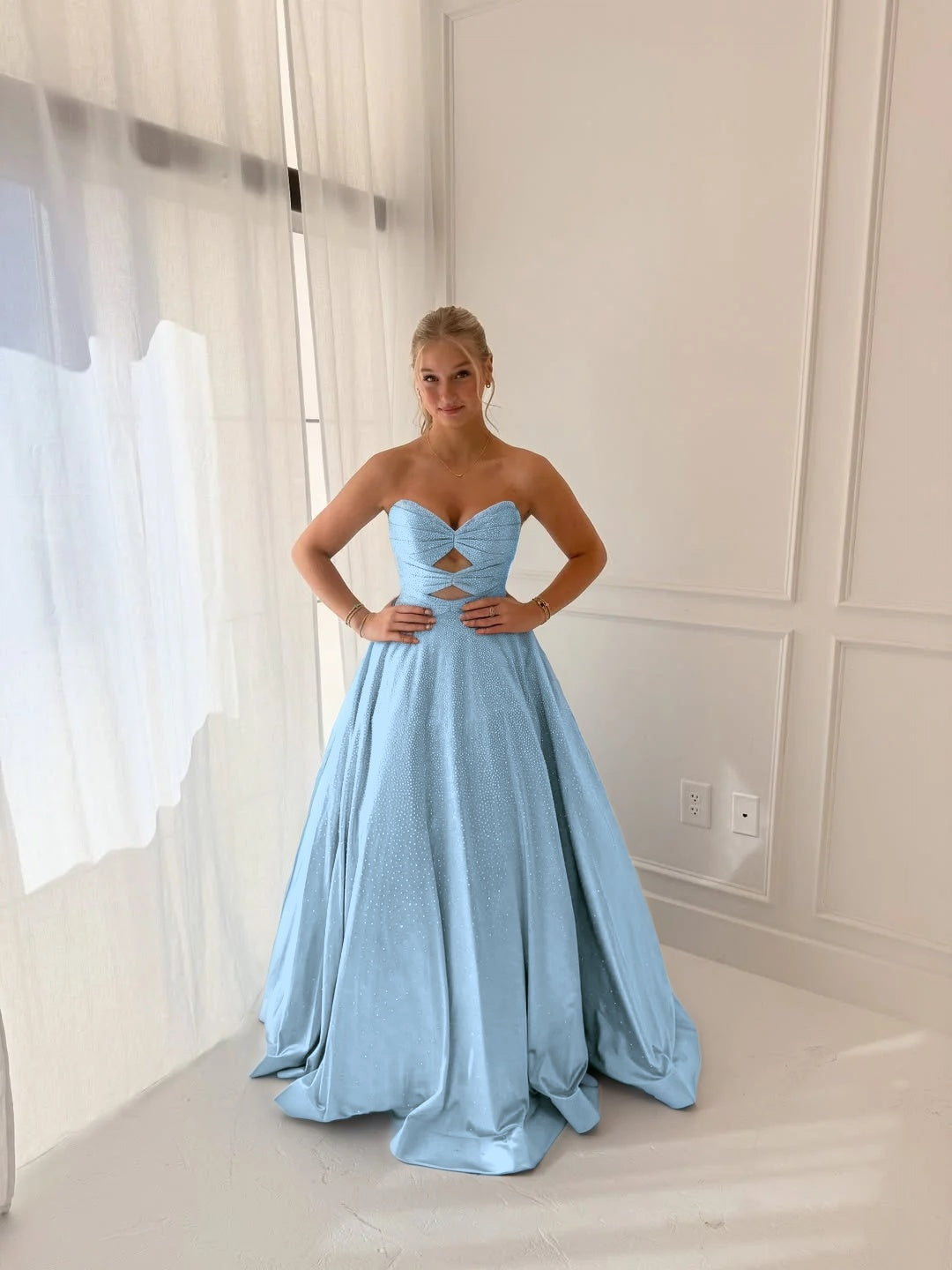 Satin V-Neck Strapless Sleeveless Long A-Line Prom Dress With Pleated And Rhinstone