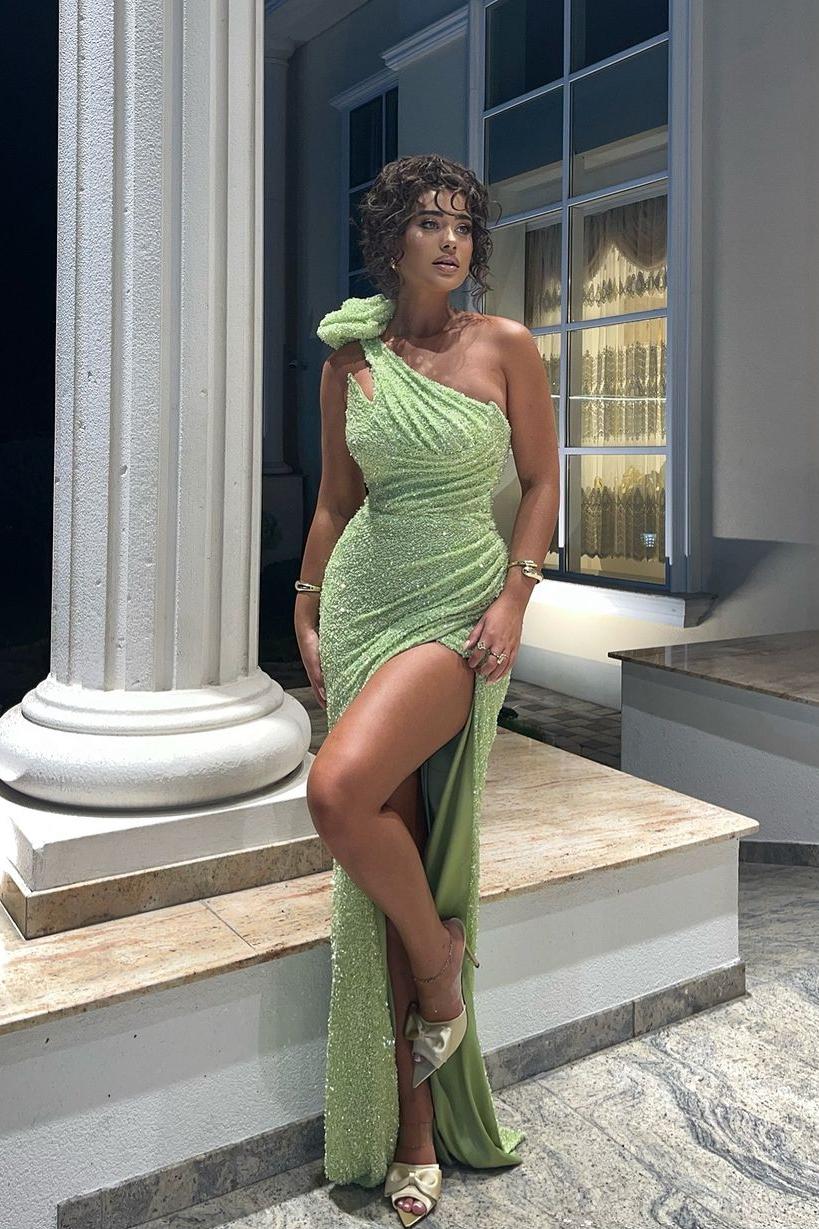 Glamorous Sequins One Shoulder Sleeveless Pleated Long Prom Dress with Split