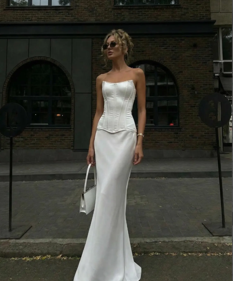 Elegant White Satin Strapless Corset Mermaid Train Formal Evening Dress