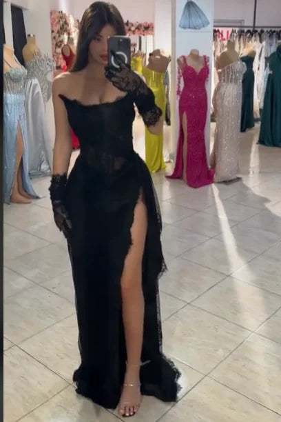Lace Strapless Sleeveless High-Waisted Long Mermaid Prom Dress With High Split And Gloves