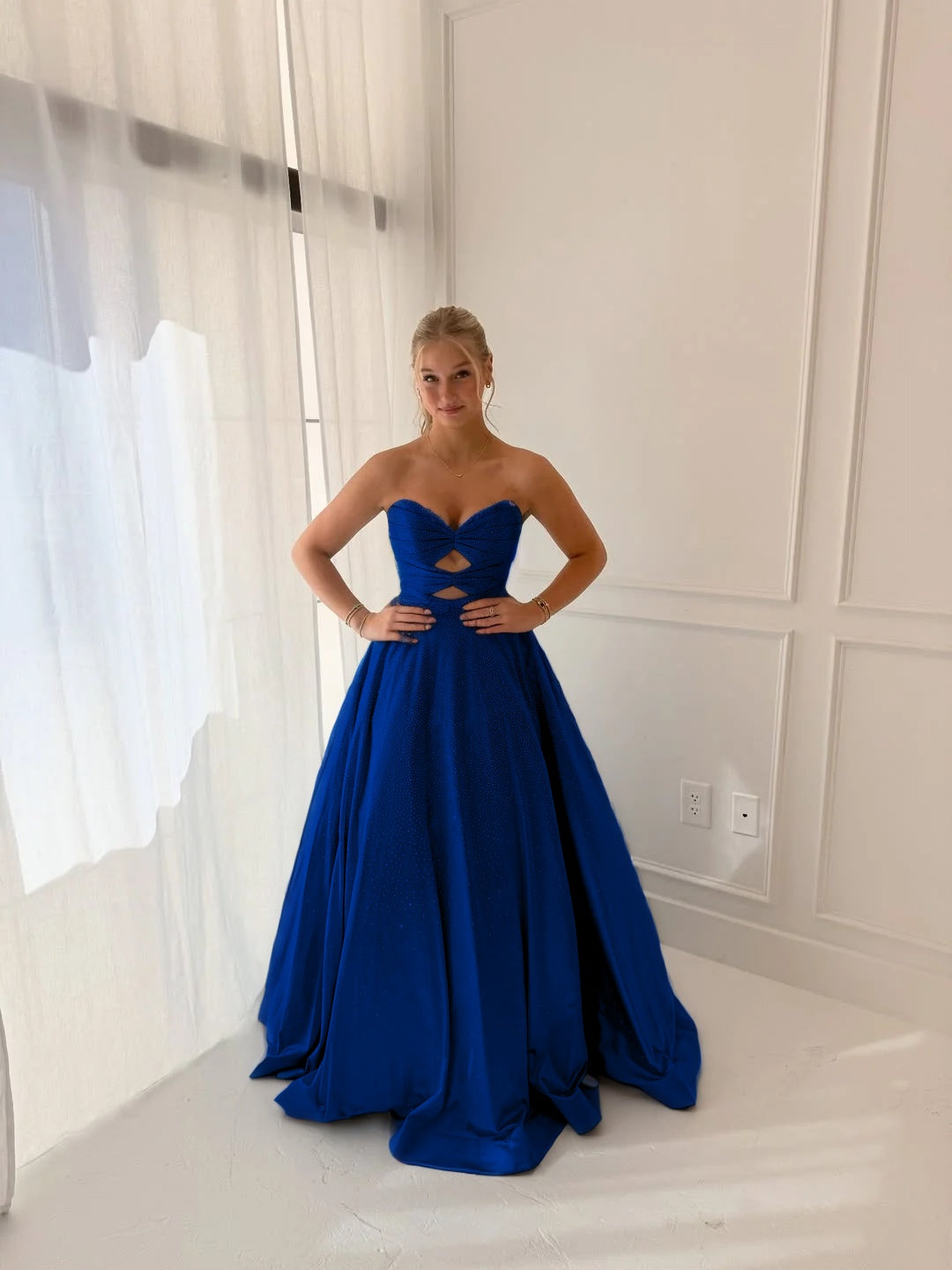 Satin V-Neck Strapless Sleeveless Long A-Line Prom Dress With Pleated And Rhinstone