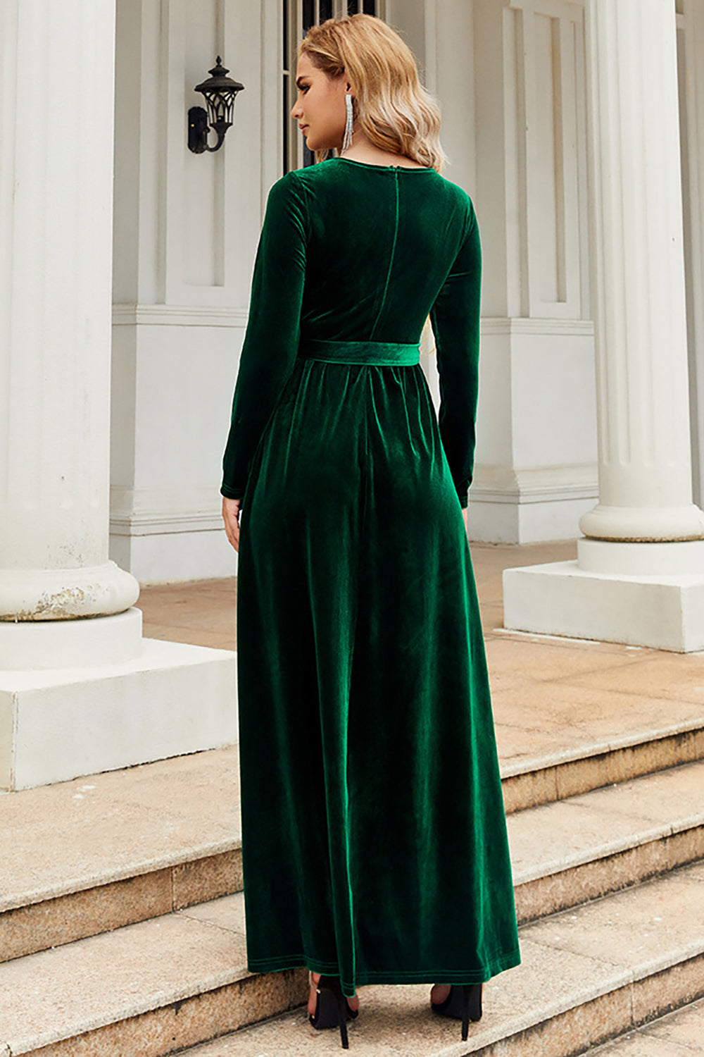 Black A Line Jewel Neck Velvet Floor Length Party Dress