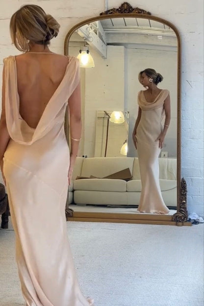 Charming Mermaid V Neck Light Pink Long evening Dress with Ruched