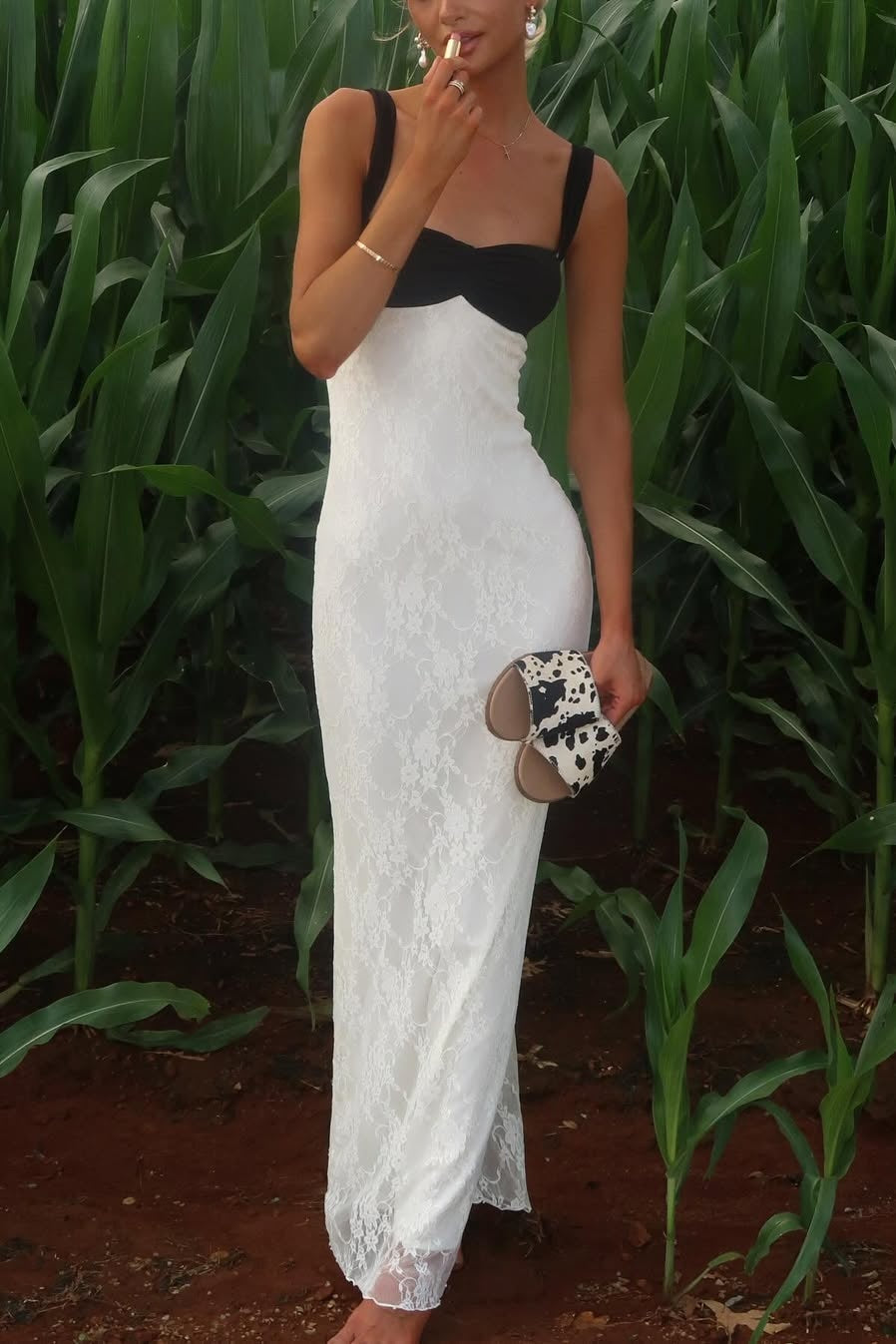 Mermaid Sweetheart White and Black Lace Long Prom Dress with Ruched