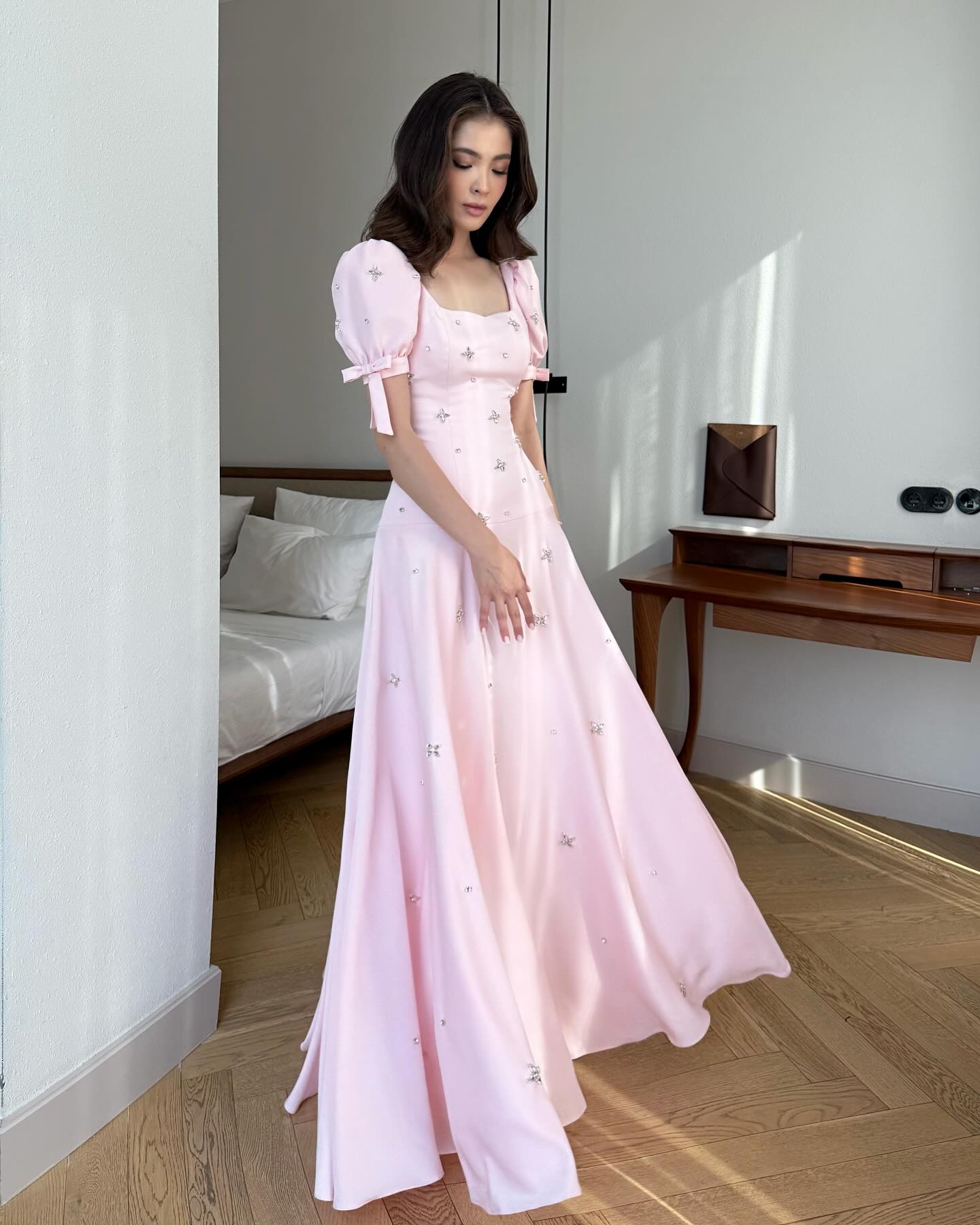 Pink Square Neck Bow Beaded Sparkle Mermaid Evening Dress