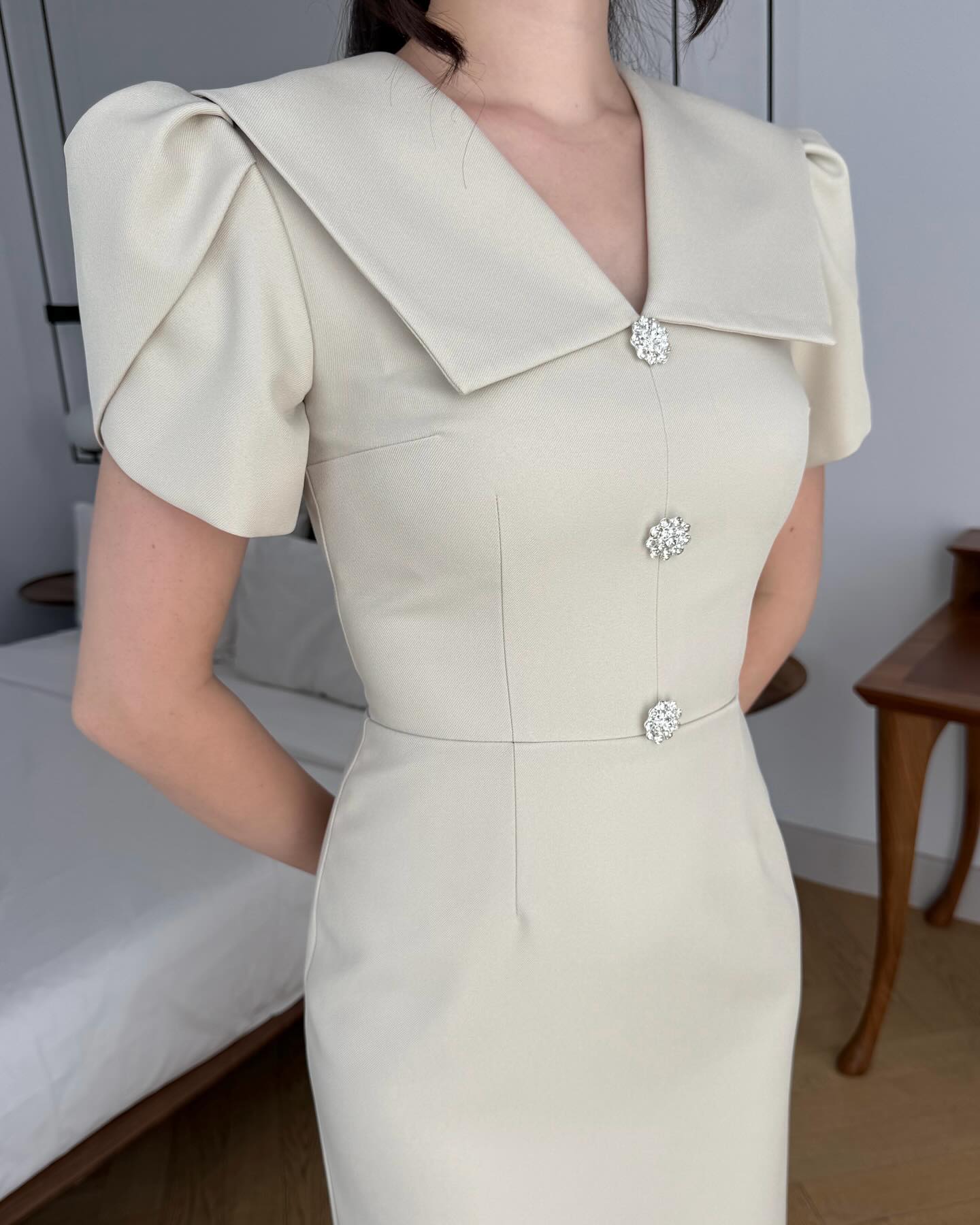 V-Neck Half Sleeve Button Mermaid Ankle-Length Evening Dress
