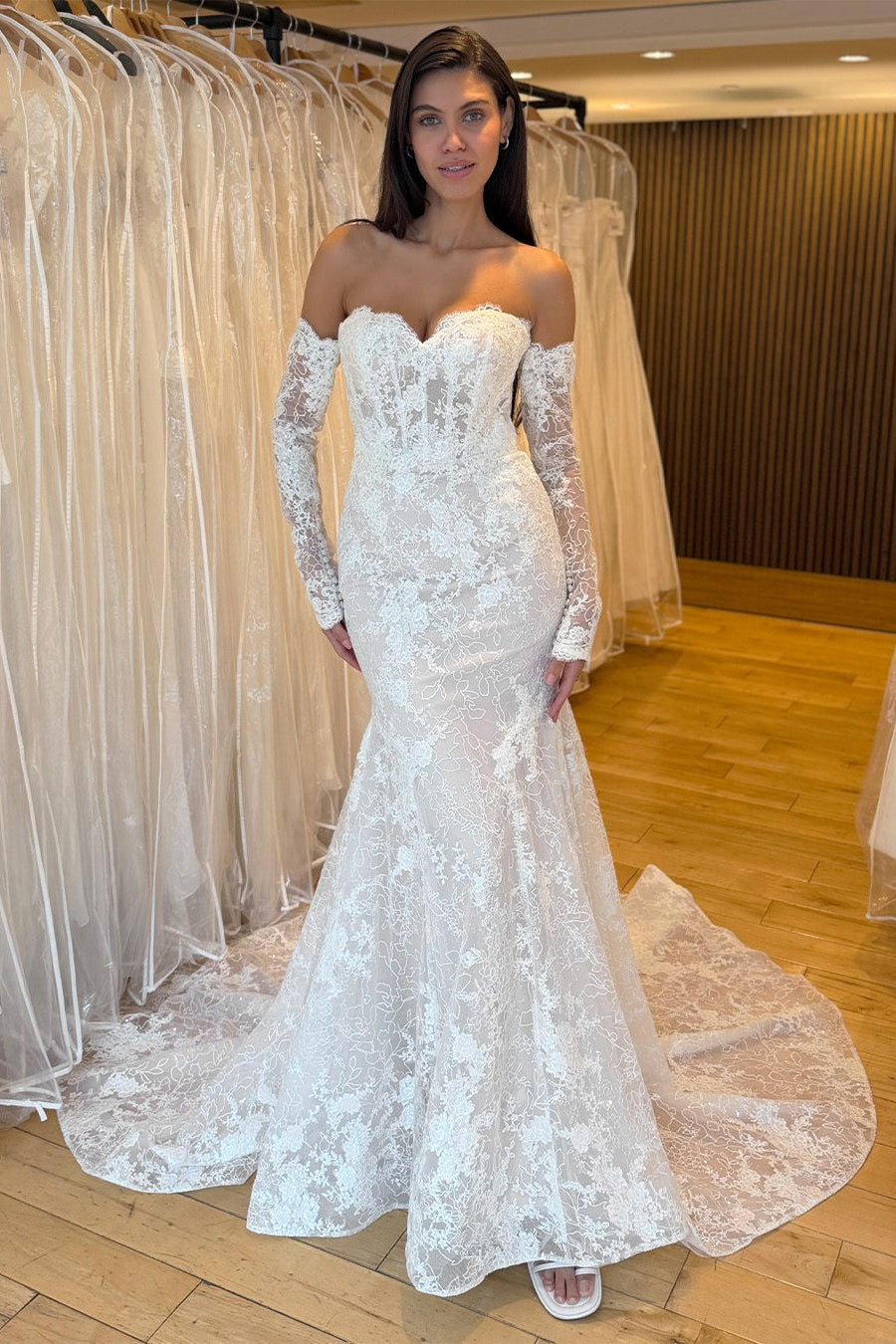 Lace Applique Long Sleeve Mermaid Floor-Length Wedding Dress