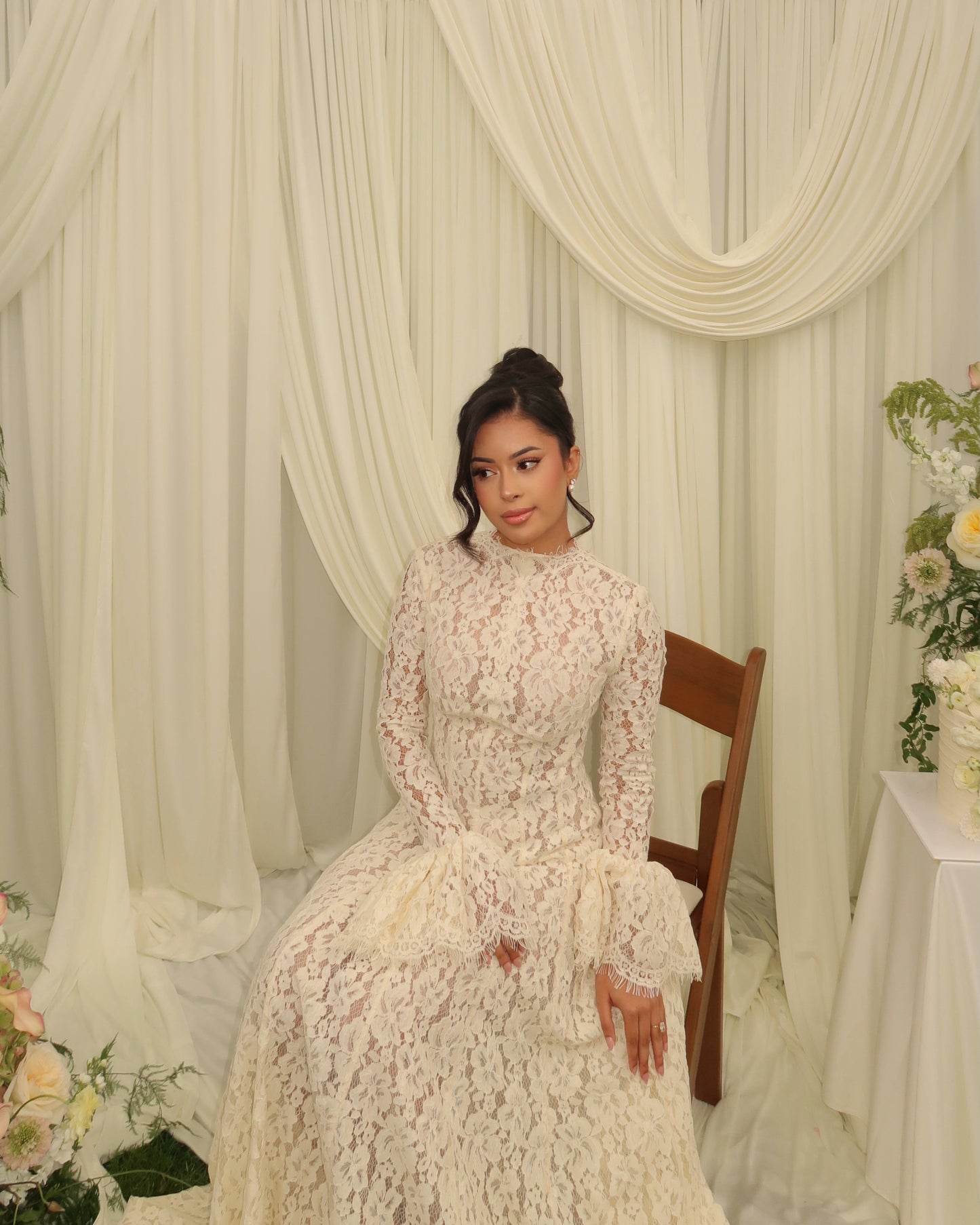 Lace Ruffles Long Sleeve A-Line Floor-Length Wedding Dress