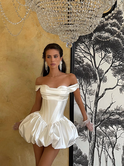 Off the Shoulder Sleeveless Ruffles Short Mini Wedding Dress