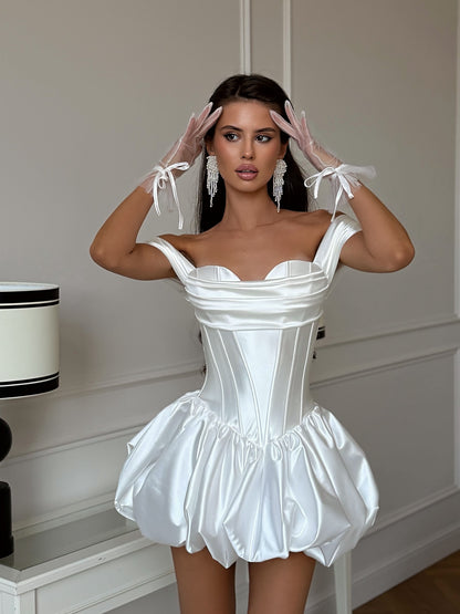 Off the Shoulder Sleeveless Ruffles Short Mini Wedding Dress