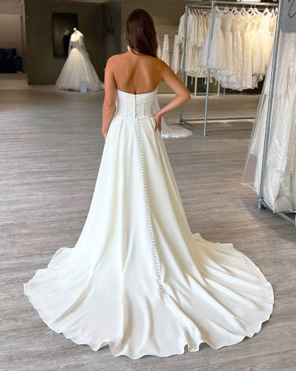 Sweetheart Sleeveless Mermaid Court Train Floor-Length Wedding Dress
