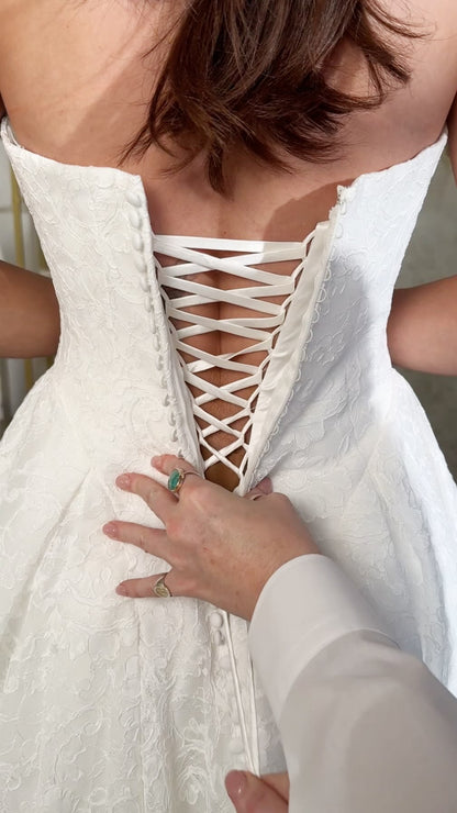 Sweetheart Lace Sleeveless A-Line Floor-Length Wedding Dress