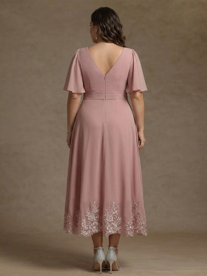V Neck Plus Size Mother of the Bride Dresses Short Sleeves Chiffon Lace Tea Length with Sash