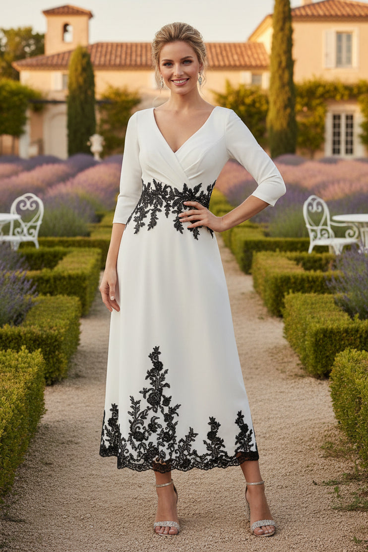 V-Neck Stretch Satin Mother Of The Bride Dresses Lace Floral 3/4 Sleeves Tea-Length