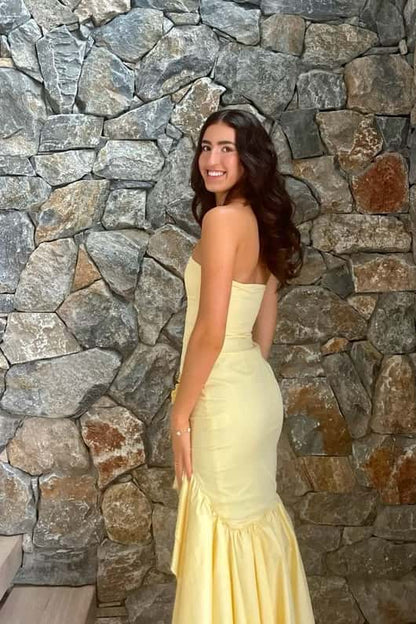 Strapless Burgundy Mermaid Ruffle Mermaid Side Slit Prom Dress
