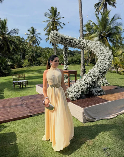 Daffodil Pleated Sleeveless Chiffon Evening Dress With Scarf