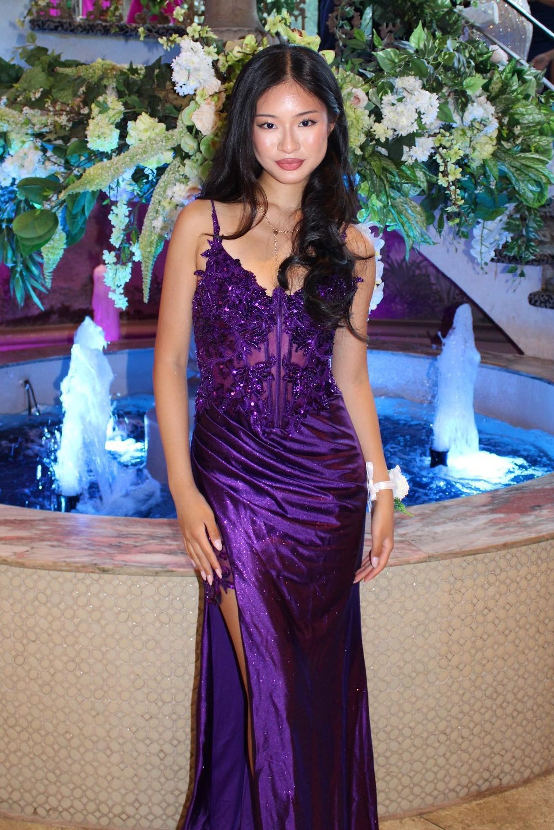 Chic Mermaid Spaghetti Straps Purple Corset Prom Dress with Appliques