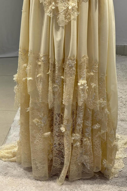 Gorgeous A Line Sweetheart Light Yellow Lace Evening Dress with Structured Bodice