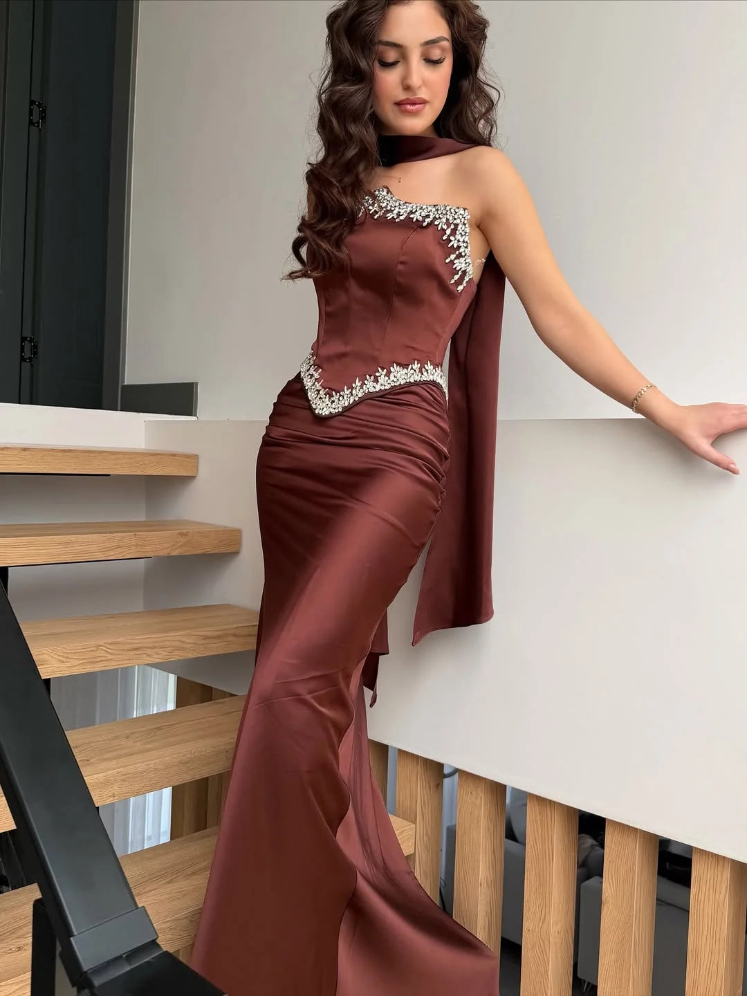 Elegant Straight Across Rhinestone Sleeveless Mermaid Prom Dress With Scarf YK0694
