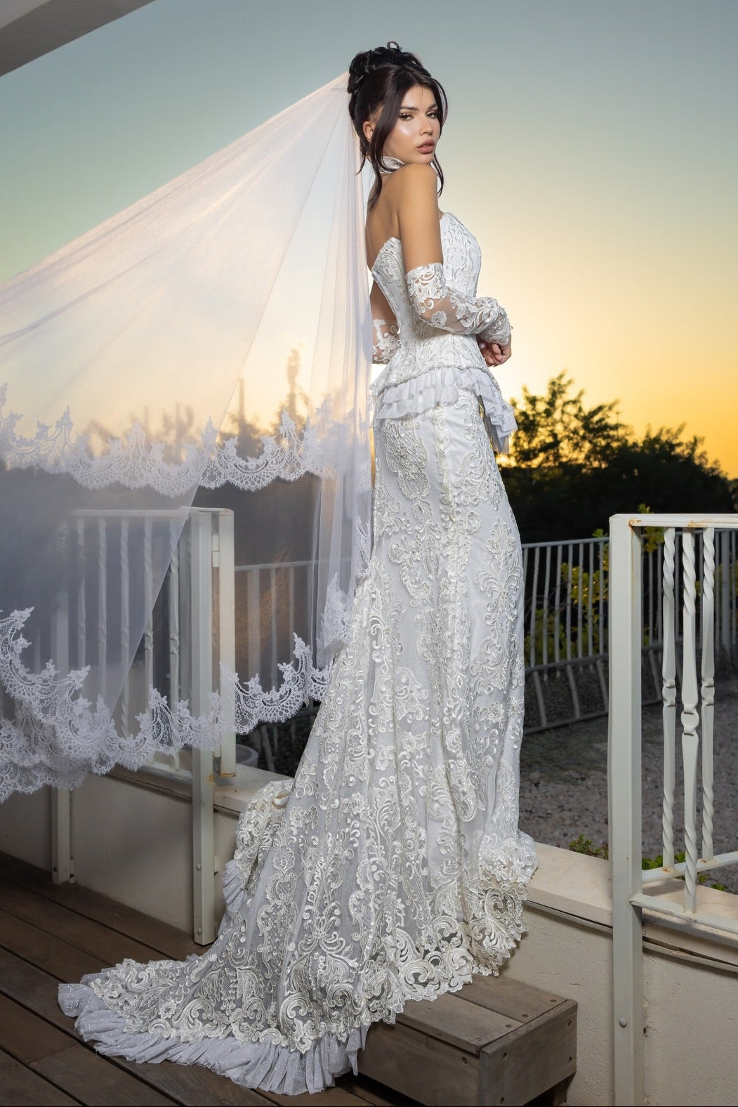 Lace Sweetheart Mermaid Wedding Dress with Train
