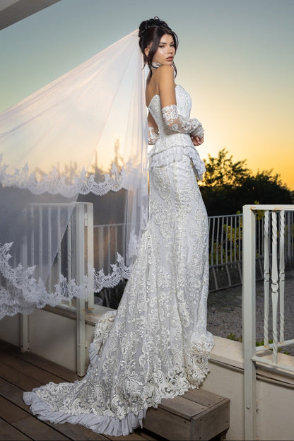 Lace Sweetheart Mermaid Wedding Dress with Train