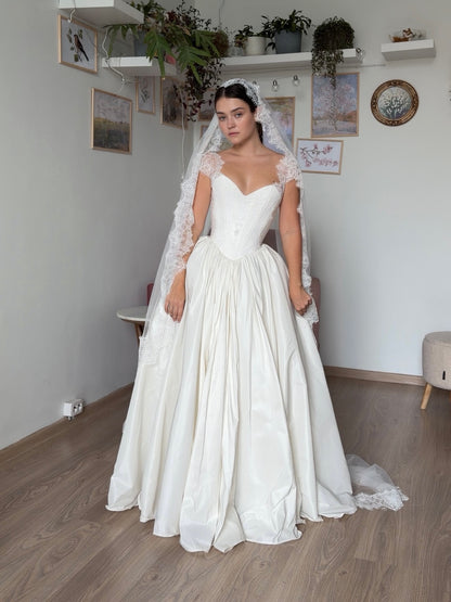 Basque Waist Ball Gown Wedding Dress