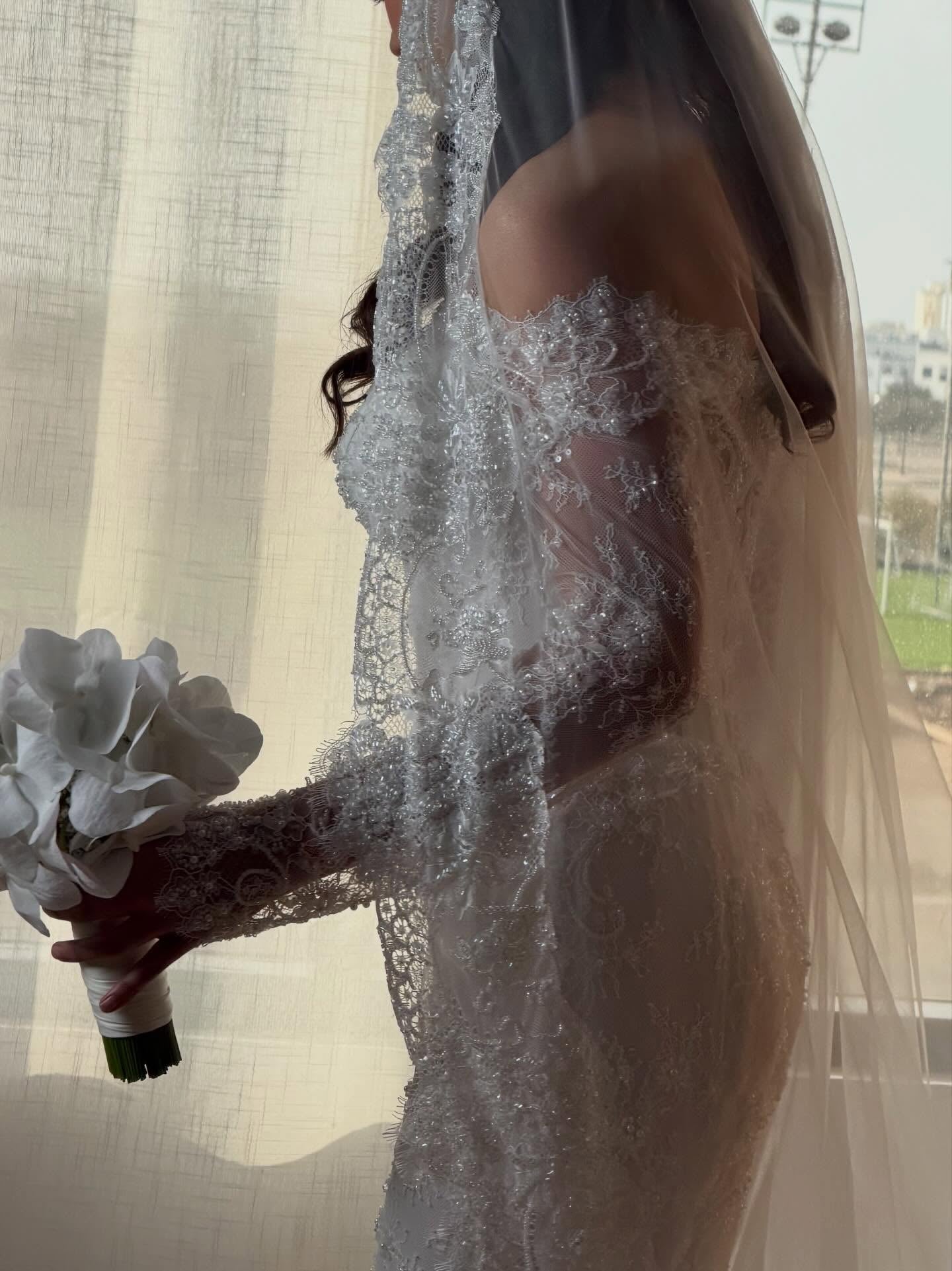 Off-the-Shoulder Corset Lace Mermaid Wedding Dress