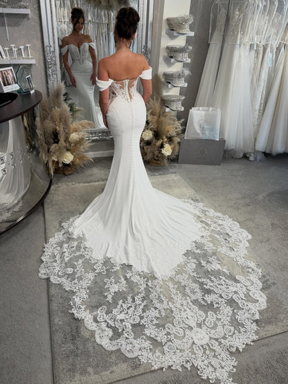 Off-the-Shoulder Mermaid Wedding Dress with Lace Train