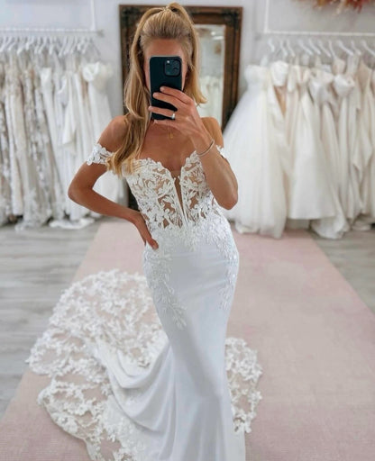 Off-the-Shoulder Mermaid Wedding Dress with Lace Train
