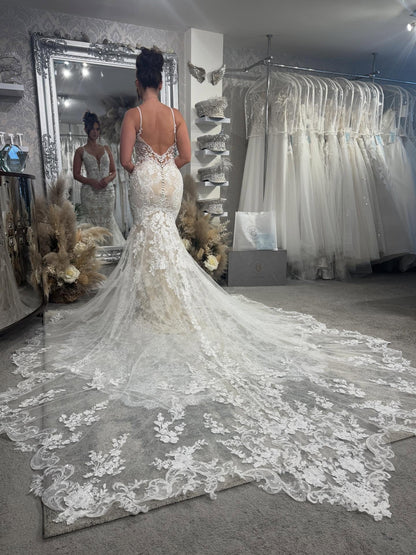 Plunging V-Neck Lace Mermaid Bridal Gown