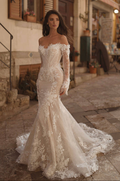 Romantic Off-the-Shoulder Lace Mermaid Bridal Gown