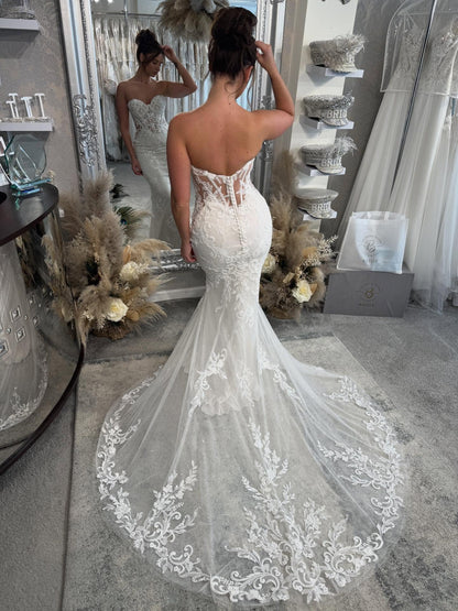Strapless Sweetheart Lace Mermaid Wedding Dress