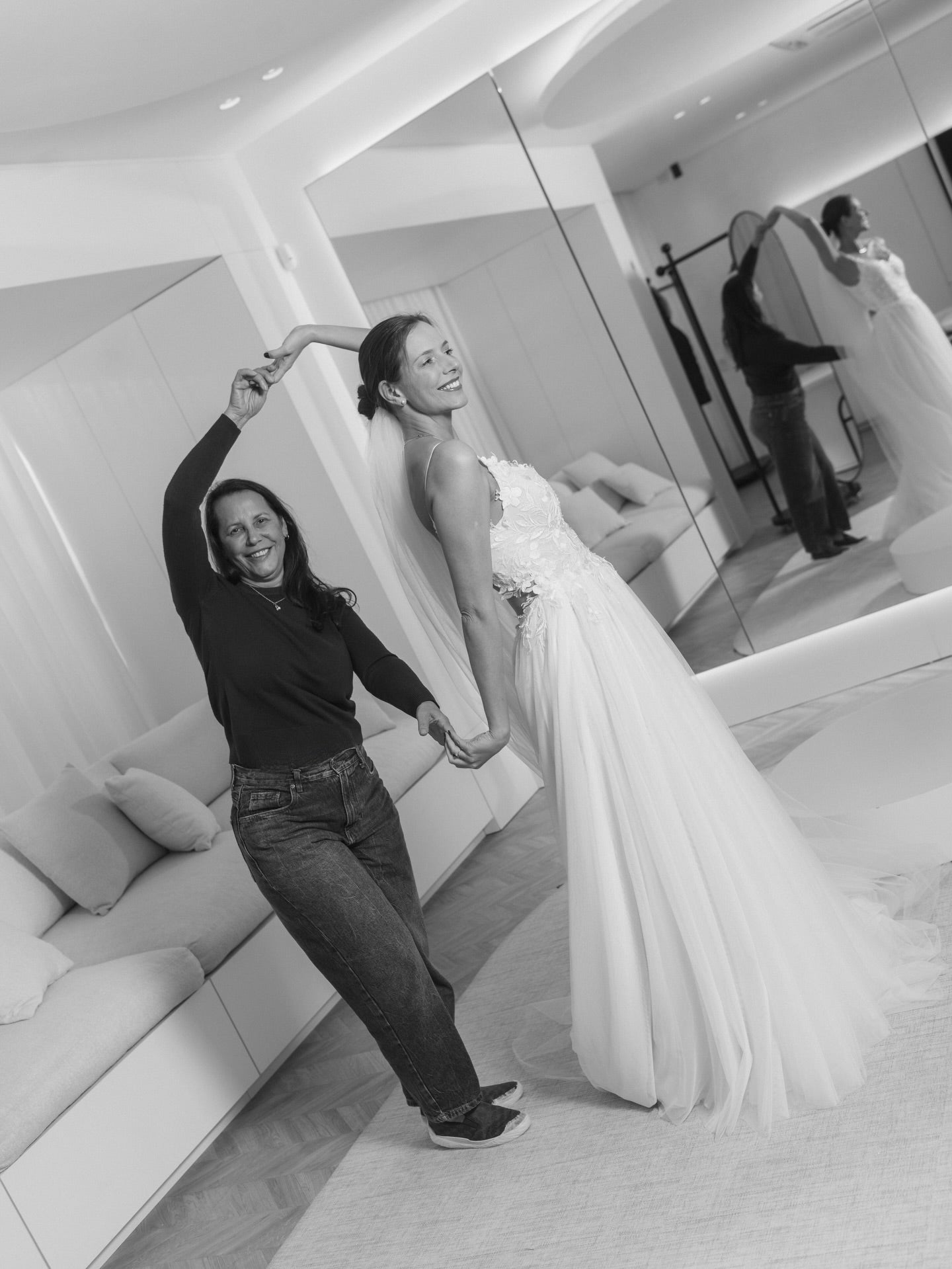 A-Line Lace and Tulle Wedding Dress with High Slit