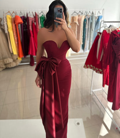 Strapless Sweetheart Evening Dress with Side Bow