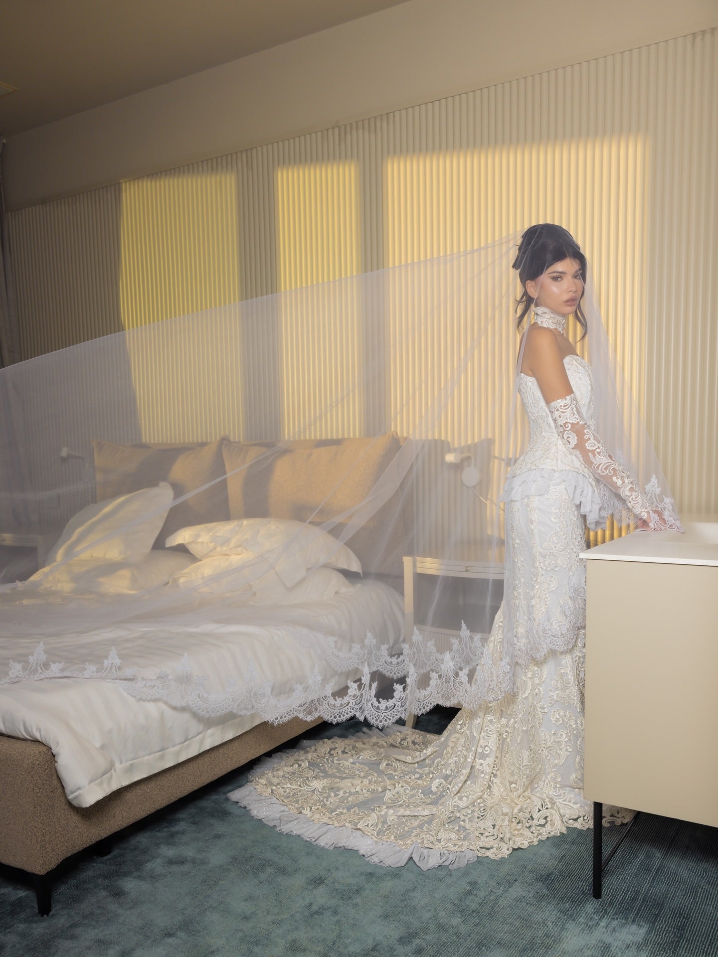 Lace Sweetheart Mermaid Wedding Dress with Train
