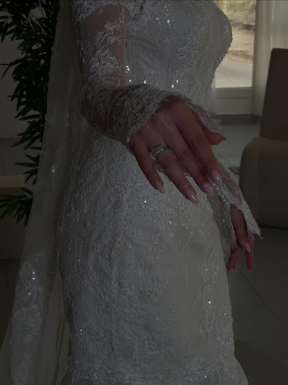 Off-the-Shoulder Lace Mermaid Wedding Dress